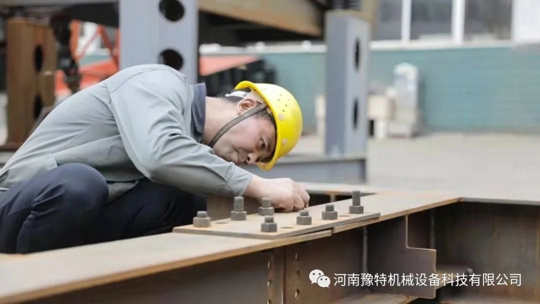影响椭圆振动筛处理能力的因素都有哪些？